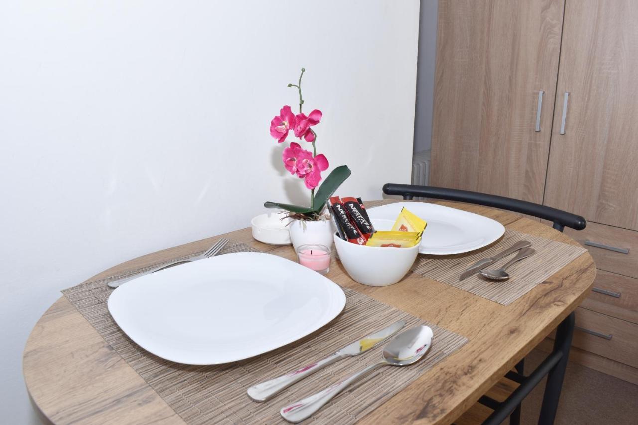 Apartman Ippon Τρέμπινιε Εξωτερικό φωτογραφία