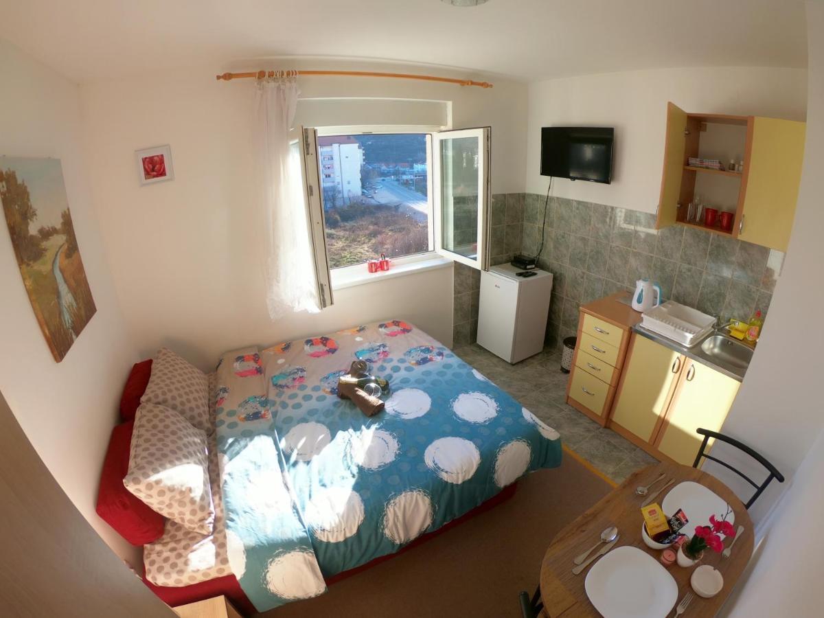 Apartman Ippon Τρέμπινιε Εξωτερικό φωτογραφία